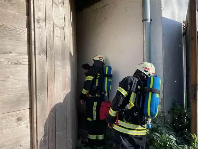 Am 2. Mai kam es in Kramsach zu einem Kaminbrand, der dank des schnellen Handelns zweier junger Feuerwehrkameraden glimpflich verlief.  | Foto: ZOOM.Tirol