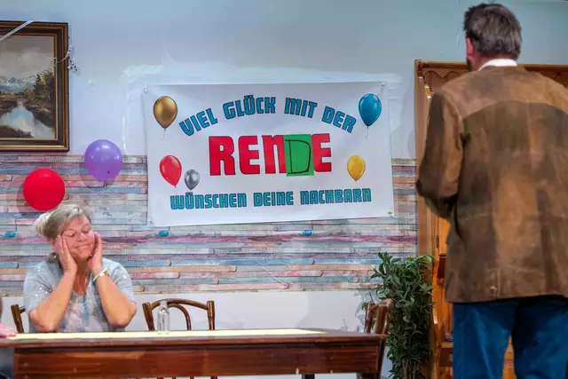 Die Arbeitszeit ist zu Ente - also geht es nur um die Rende und um die rechtschreibtechnisch verbesserungswürdigen Nachbarn. | Foto: Manuel Würtenberger