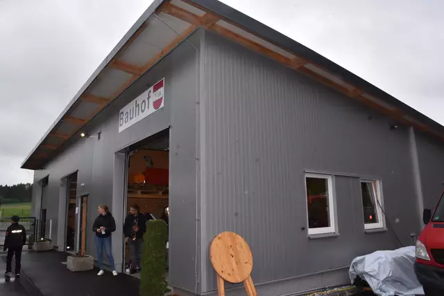 Bauhof-Eröffnung in Dimbach am 4. Mai 2025.  | Foto: Robert Zinterhof