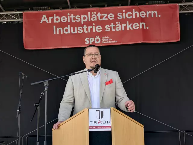 Thomas Antlinger am Rednerputlt. | Foto: SPÖ Linz-Land
