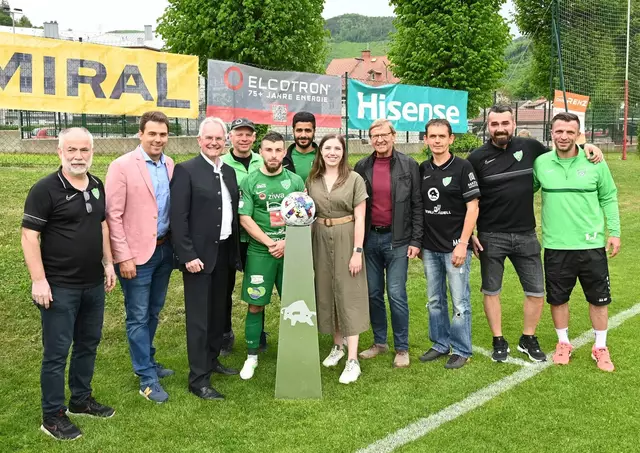 Landtagspräsident Karl Wilfing übernahm die Schirmherrschaft beim Heimspiel des SC Prefa Lilienfeld. | Foto: SC Prefa Lilienfeld