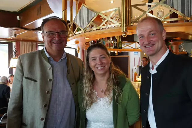 Gerhard Bayer (Bildungswerk Kleinarl), Carina Planckh (Land schafft Leben) und Rupert Viehhauser (Bio aus dem Tal) boten spannende Einblicke für die Besucher. | Foto: Nicole Hettegger