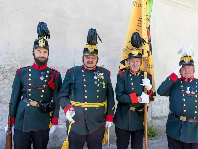 Andreas Weinlinger, Franz Loydolt, Gerhard Kolm und Franz Damberger (v.l.) | Foto: Bürgerkorps Waidhofen/Thaya