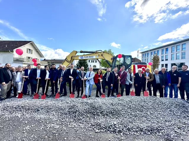 Feierlicher Spatenstich für das neue islamische Kulturzentrum mit Moschee an der Reichshofstraße. | Foto: MG Lustenau