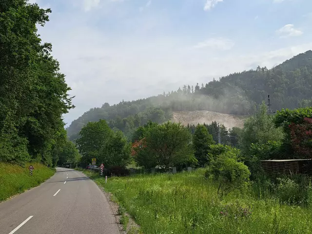 Die Bevölkerung von Kappel am Krappfeld lehnt einen zweiten Neupersteinbruch in ihrer Gegend ab. Am Foto: der erste Neupersteinbruch bei der Ortschaft Pölling | Foto: BI-Steinbruch