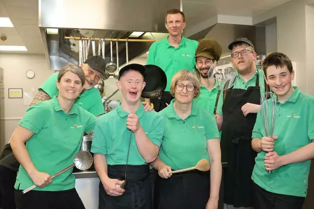 Das Team im Restaurant Naturtalent ist gut eingespielt. | Foto: Lebenshilfe
