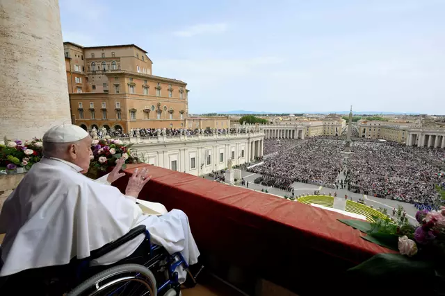 Nach dem Tod von Papst Franziskus – hier noch zu sehen bei der Ostermesse – wird ab Mittwoch der neue Papst gewählt.  | Foto: APA/Solaro