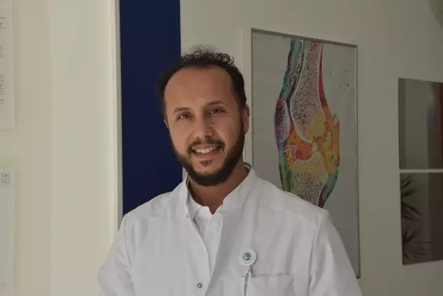 Hussain Aleleoiy bringt innovative Therapien in die Gemeinschaftspraxis Herzogenburg. | Foto: Michaela Müller