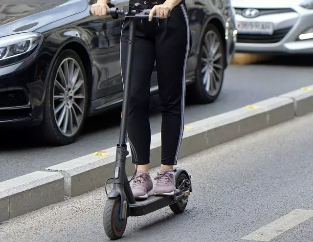 Ein Streit um einen E-Scooter eskalierte völlig – und mündete in eine Messerattacke. (Symbolbild) | Foto: M. Lanou