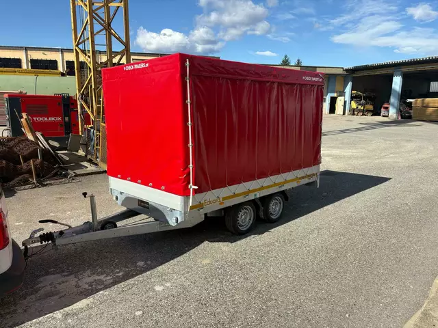 Für die FF Kollnitz wurde kürzlich aus eigenen Mitteln ein Katastrophenschutzanhänger angeschafft. | Foto: Privat