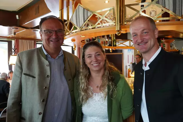 Gerhard Bayer (Bildungswerk Kleinarl), Carina Planckh (Land schafft Leben) und Rupert Viehhauser (Bio aus dem Tal) boten spannende Einblicke für die Besucher. | Foto: Nicole Hettegger
