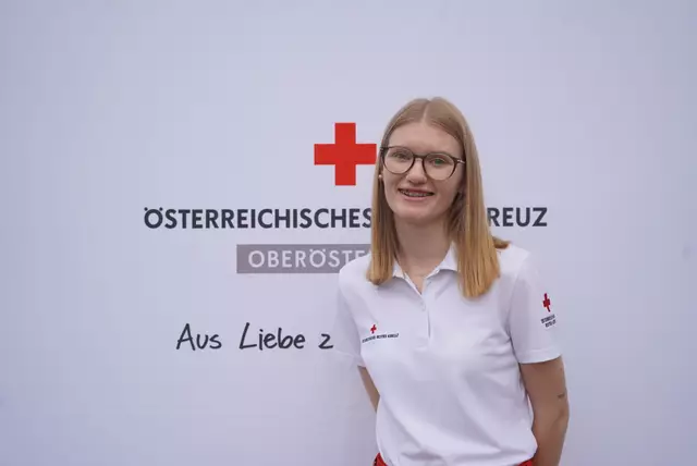 Tanja Wallerstorfer (23) ist Jugendrotkreuz-Gruppenleiterin an der Ortsstelle Mettmach. | Foto: RK Mettmach