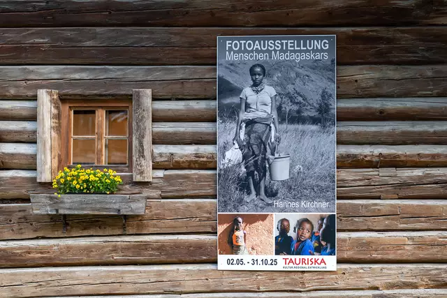 Eine wunderschöne Fotoausstellung im TAURISKA-Kammerlanderstall bereichert das kulturelle Leben im Oberpinzgau. | Foto: Hannelore Kirchner photography