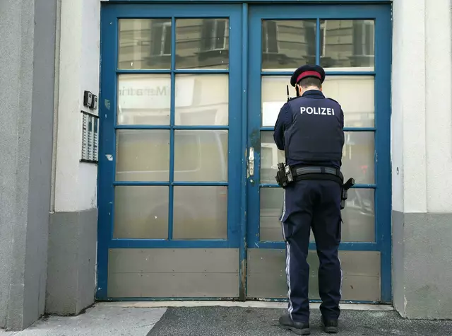 Die Kriminalstatistik gibt Auskünfte über die Delikte, die bei der Polizei angezeigt wurden. (Archivbild) | Foto:  GEORG HOCHMUTH / APA / picturedesk.com 