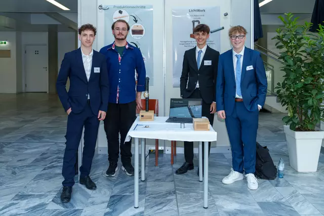 Den Sonderpreis für soziale und ökologische Nachhaltigkeit holte sich LichtWerk der HTL Mödling. | Foto: Josef Bollwein