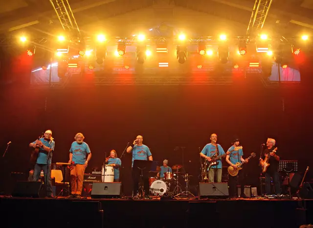 Viel Stimmung brachte die Inklusionsband Rotes Motorrad aus Bayern in den Saal.