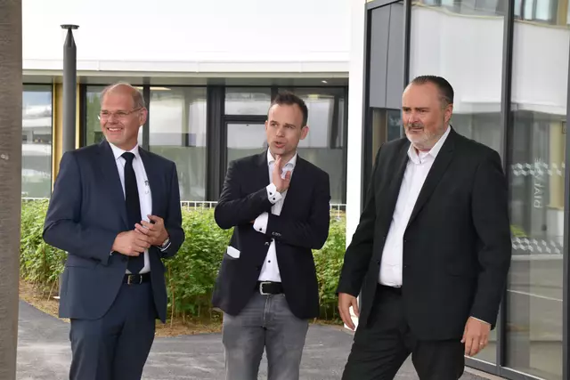 Franz Öller, Marc Seper und Hans Peter Doskozil im Gespräch | Foto: Michael Strini
