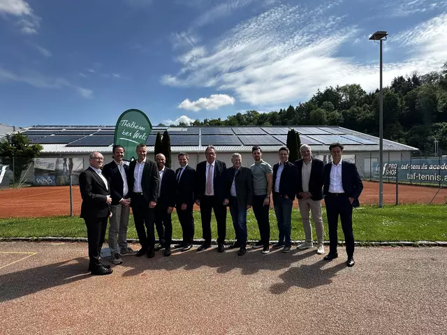 Mit vereintem Know-how und den richtigen Partnern konnte die Gemeinde das Zukunftsprojekt "Solarstrom und Versorgungssicherheit" laut Bürgermeister Andreas Stockinger realisieren. | Foto: MeinBezirk/Braun