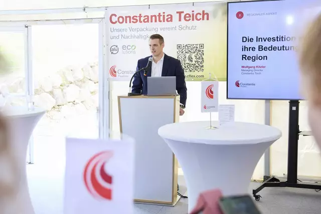 Wolfgang Kitzler, Managing Director Constantia Teich betont die Bedeutung des Unternehmens für die Region. | Foto: Constantia Flexibles GmbH/APA-Fotoservice/Ben Leitner