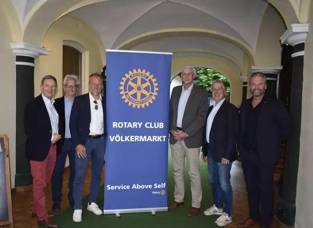 Christian Benger, Andreas Jerlich, Gernot Waldner, Präsident Bernd Bergner, Hans-Peter Mailänder und Günther Kazianka (v. li.) vom Rotary Club Völkermarkt freuen sich auf das große Benefizkonzert der Militärmusik Kärnten | Foto: MeinBezik.at