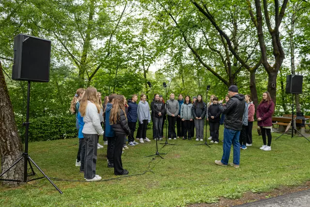 Der Chor der Musikmittelschule sorgte für musikalische Begleitung | Foto: IKM/F.Bär