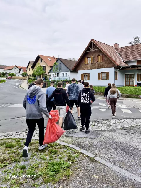 Die Teilnehmer waren mit großem Einsatz bei der Sache.