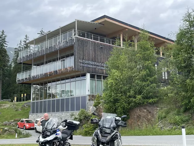 Das umgebaute Naturparkhaus mit dem Restaurant im obersten Geschoss. | Foto: Agnes Dorn