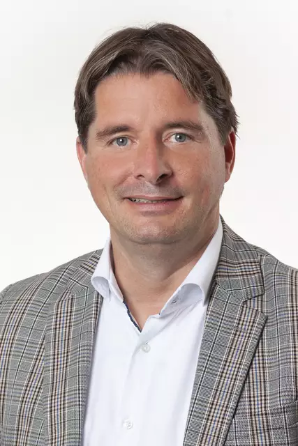 Peter Seiwald ist WK-und WB-Bezirksobmann, VP-Bezirksobmann und Landtagsabgeordneter. | Foto: VP Tirol