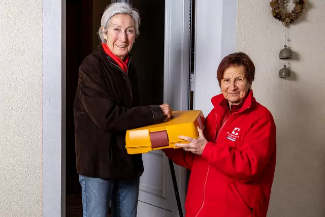 Interessierte können sich unter 07752/81844-251 oder silvia.gruell-eichberger@o.roteskreuz.at melden. Ein Schnupperdienst ist jederzeit möglich. | Foto: RK Ried/Simharl