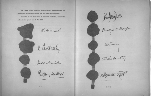 Wiener Exemplar des Österreichischen Staatsvertrages, FotografIn unbekannt, 15.5.1955.  | Foto: ÖNB, Bildarchiv und Grafiksammlung.