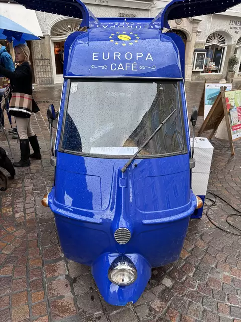 „Europa ist auch dein Kaffee“ war das Motto der gestrigen Aktion am Alten Markt. | Foto: Schrofner