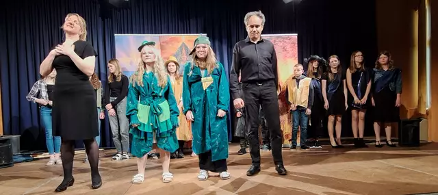 Bei der Aufführung des Stücks "Die Zauberflöte". | Foto: Mittelschule St. Georgen am Walde