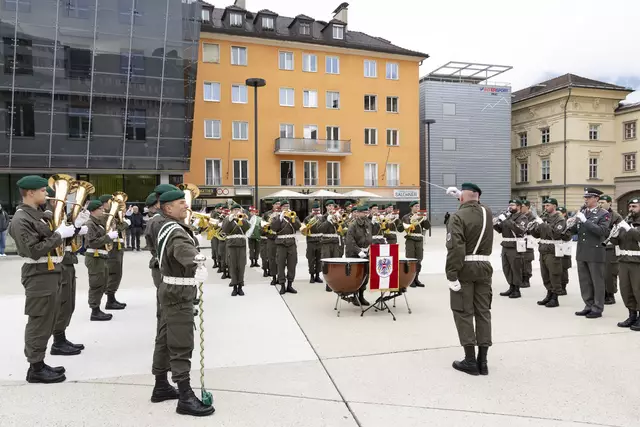 Für die musikalische Umrahmung sorgten die Militärmusik Tirol … | Foto: © Land Tirol/Die Fotografen