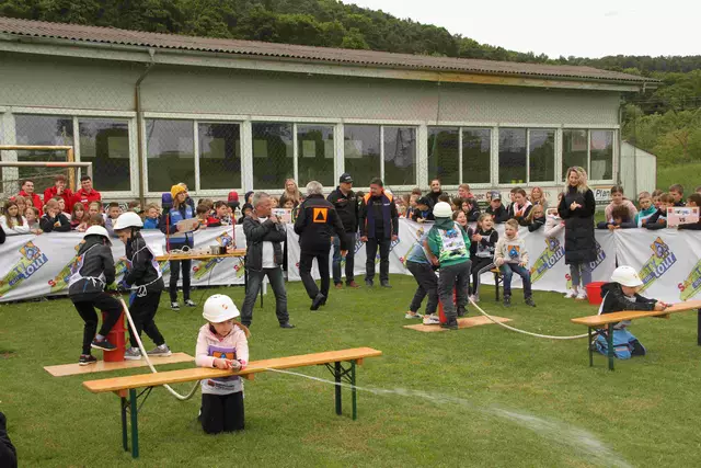 Geschicklichkeit und Ausdauer waren bei der Feuerwehrspritze verlangt. | Foto: Bevölkerungsschutz Burgenland
