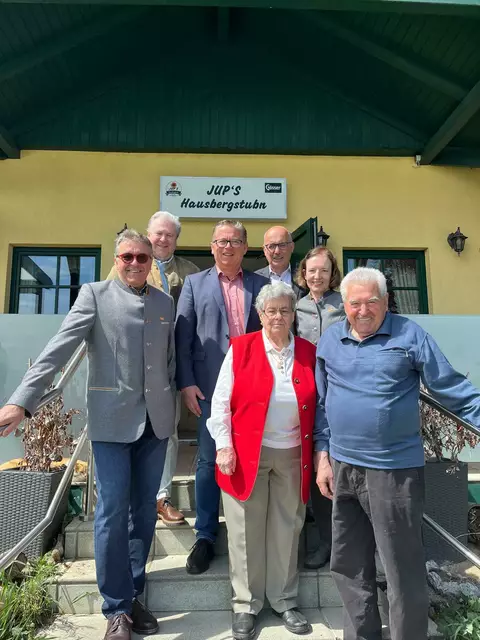 Karl Mock aus St. Ulrich feierte seinen 90. Geburtstag. | Foto: Gemeinde Neusiedl