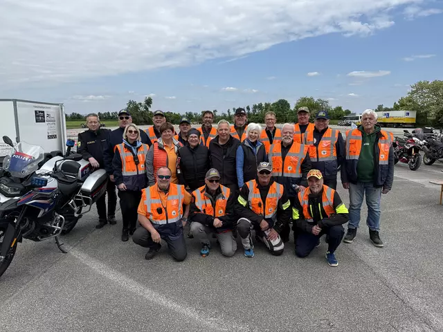 Die Polizeisportvereinigung Schwechat veranstaltet ihr jährliches Fahrsicherheitstraining für Motorradfahrer – eine Initiative, die nicht nur regional, sondern österreichweit Beachtung findet.
 | Foto: Alexander Paulus