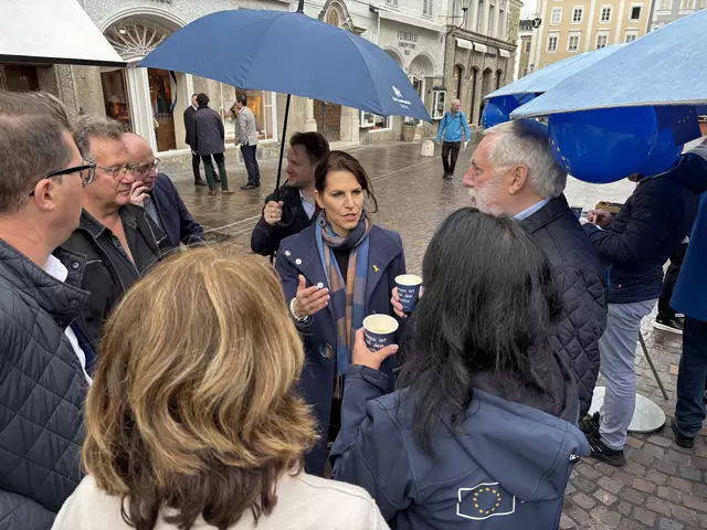 Ziel der Aktion war es in den Austausch zu kommen, zu reden, über Europa und andere Themen. | Foto: Schrofner