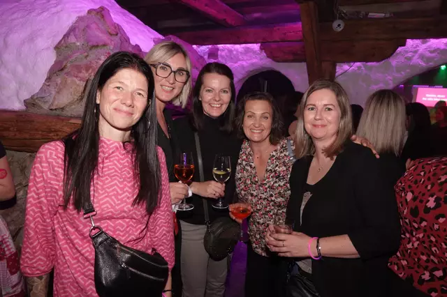 Die Mamas genossen den Abend und das Event in vollen Zügen. | Foto: Michael Blinzer