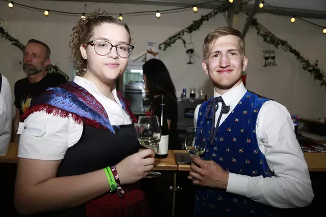 Kerstin und Andreas sind von der St. Martiner Musi aus Innkreis | Foto: Thomas Fischer/zema-medien.de