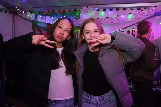 Kimberly und Selina sind schon lange beste Freundinnen. | Foto: Markus Bäumler/zema-medien.de