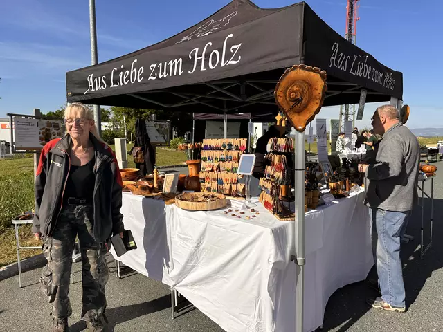 Der Stand von Dieter Fuchs aus Bernstein  | Foto: Lisa Stöckl 