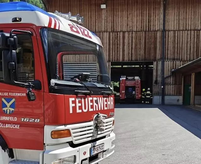 Am Sonntag kam es in Spittal zu einem Maschinenbrand. | Foto: FF Möllbrücke