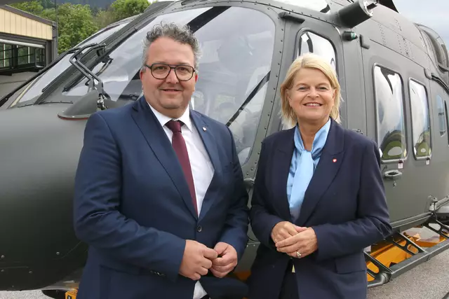 Nationalrat Klaus Mair hat sich intensiv bei Ministerin Klaudia Tanner für die Modernisierung des Kasernenareals in Vomp eingesetzt. | Foto: Foto: Walpoth