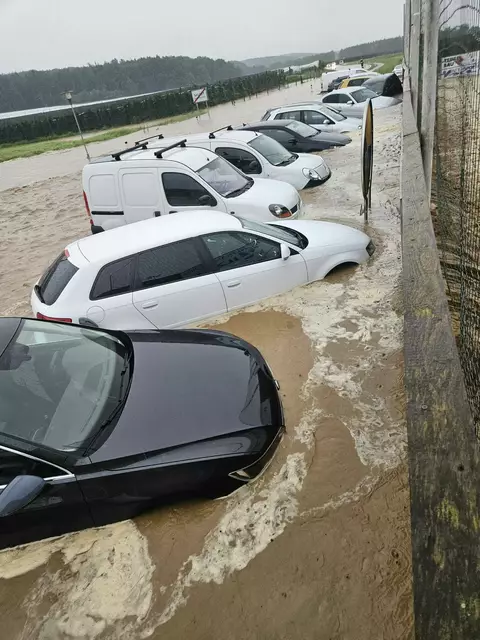 Extremwetterereignisse stellen heimische Betriebe in den vergangenen Jahren vermehrt vor Herausforderungen.  | Foto: BFV Weiz