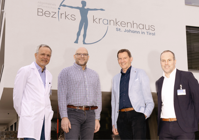 Bruno Reitter (ärztlicher Direktor), Martin Pienz (Primar Anästhesie und Intensivmedizin), Paul Sieberer (Gemeindeverbandsobmann) und Christoph Pfluger (Verwaltungsdirektor) (v. li.). | Foto: BKH St. Johann