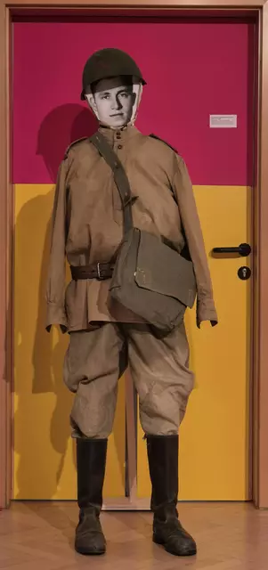 Uniform eines sowjetischen Soldaten, um 1945; Eggenburg, Krahuletzmuseum - zur Zeit in der Ausstellung in Neupölla | Foto: Polleroß