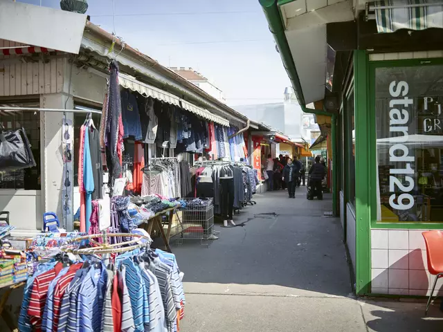 In der Nacht auf Montag soll es am Viktor-Adler-Markt zu einem blutigen Messerangriff gekommen sein. (Archiv) | Foto:  Sebastian Reich / VGN Medien Holding / picturedesk.com