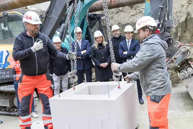 Die Grundsteinlegung des Festspielzentrums Ende der vergangenen Woche. | Foto: FSB2030/Neumayr/Leo