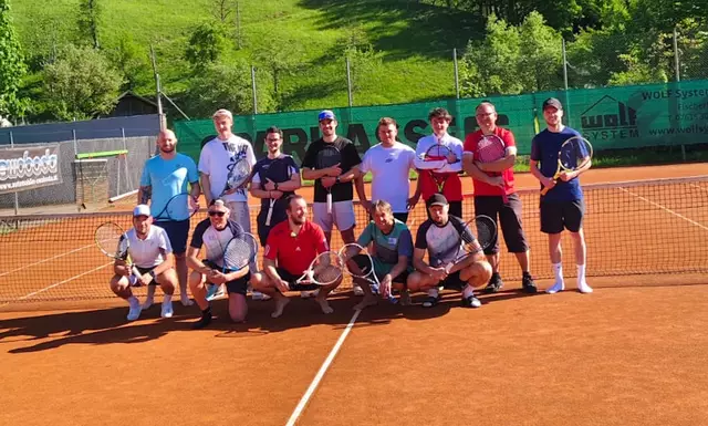 DIe Grünauer Tennis-Asse setzten sich im Derby gegen Scharnstein durch. | Foto: Michael Leithinger