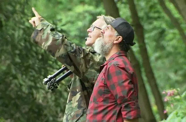 Wahren Entdeckergeist beweisen im herrlichen Naturraum des Biosphärenparks Unteres Murtal Wolfgang Stradner und sein Kollege Karl Heinz Neumeister (r.) | Foto: ORF Steiermark
